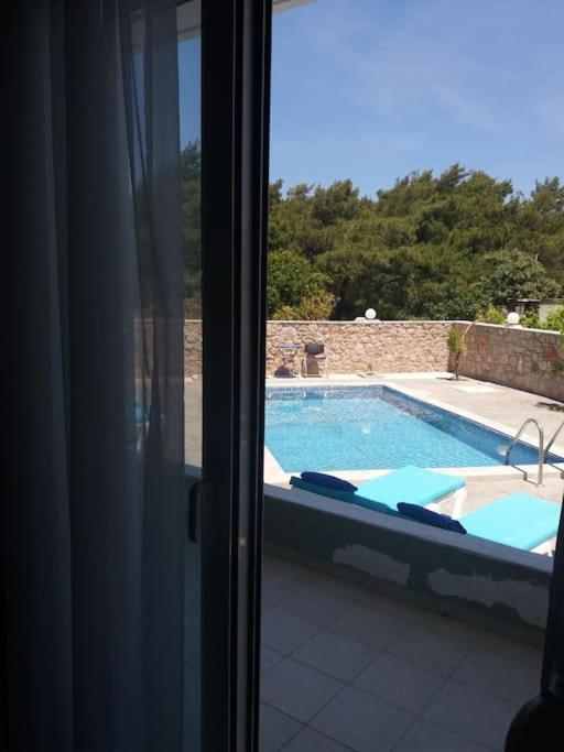 Greek Style Ground Floor Apartment & Pool Ialysos  Exterior foto